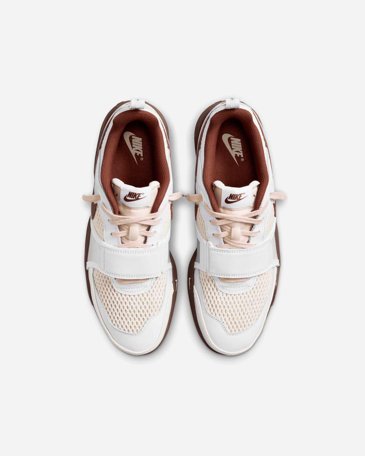 Nike x Travis Scott heren schoenen